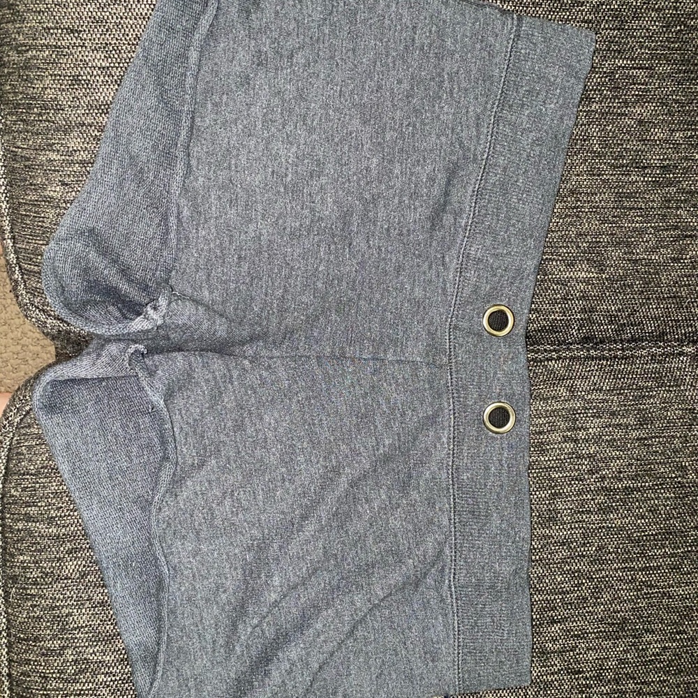 Grey shorts